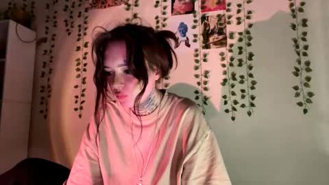 Kristi online show from March 20, 11:48 am