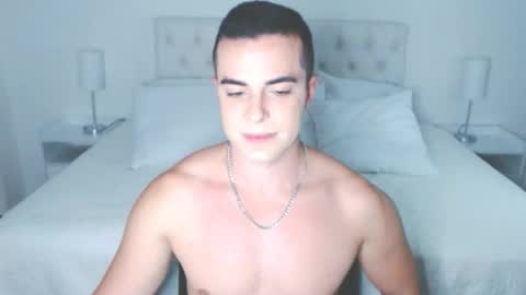 christiandiorx online show from October 22, 1:39 am