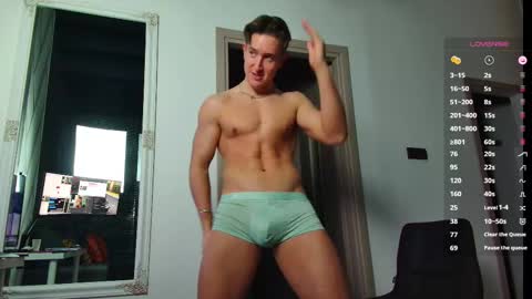 UPVOTE ME ------  ILL DO SOMETHING FOR FREE online show from September 18, 5:48 pm