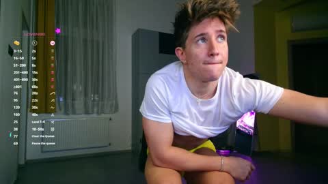 UPVOTE ME ------  ILL DO SOMETHING FOR FREE online show from November 11, 6:41 pm