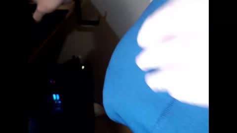 Snapshot of christianmdk chatting on December 2, 6:14 pm Chris online show from December 2, 6:14 pm