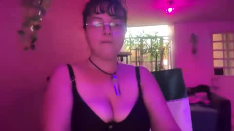 Snapshot of christianvalles chatting on January 20, 12:25 am christianvalles online show from January 20, 12:25 am