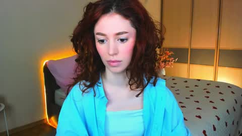 christinaconteeree online show from April 6, 3:15 am