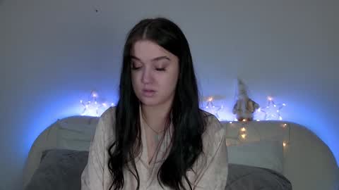 Christina online show from December 10, 10:26 pm