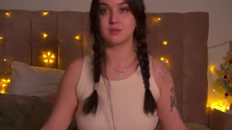 Christina online show from December 14, 4:12 am