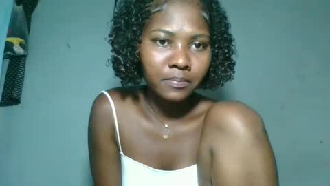 christine985 online show from October 22, 9:42 am