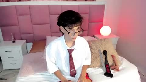 Snapshot of christopher_robin4 chatting on June 26, 7:29 pm Chris online show from June 26, 7:29 pm