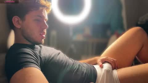 Snapshot of christophertan chatting on September 30, 10:09 am Christopher online show from September 30, 10:09 am