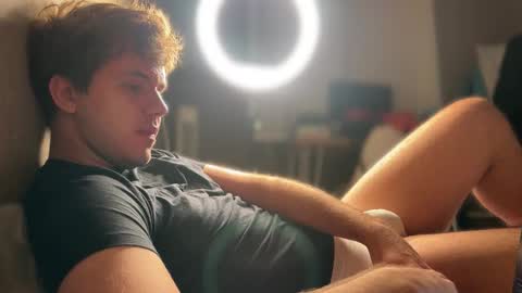 Snapshot of christophertan chatting on October 25, 1:02 am Christopher online show from October 25, 1:02 am