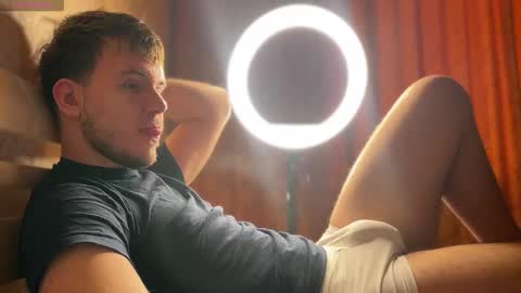 Christopher online show from February 18, 10:11 am