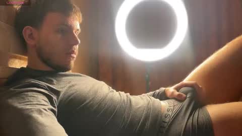 Christopher online show from February 22, 3:32 pm