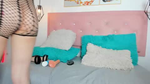 Snapshot of christy__ass chatting on March 21, 5:45 am Christy online show from March 21, 5:45 am