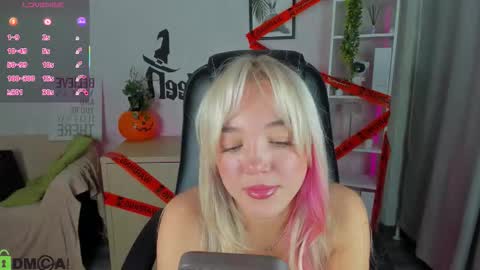 hristy3 online show from October 30, 12:23 am