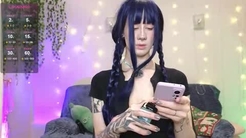 christy memeow online show from October 31, 5:58 pm