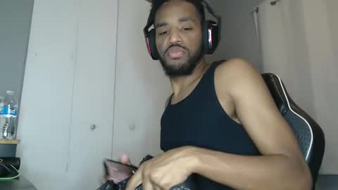 ChrisVacherx online show from December 23, 11:57 am