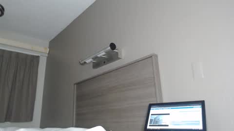 ChrisVacherx online show from January 20, 10:51 am