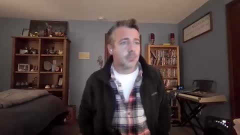 chrisw8121 online show from December 20, 7:37 am