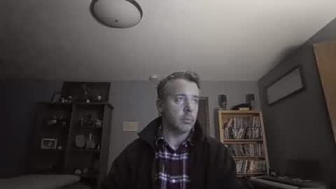 chrisw8121 online show from February 1, 11:47 pm