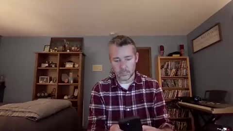 Snapshot of chrisw8121 chatting on February 21, 12:00 am chrisw8121 online show from February 21, 12:00 am