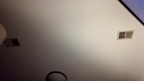 Snapshot of chrisw8121 chatting on February 28, 2:23 am chrisw8121 online show from February 28, 2:23 am