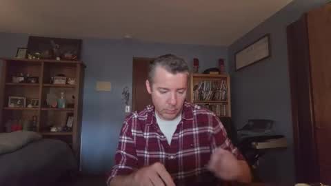 Snapshot of chrisw8121 chatting on March 6, 5:42 pm chrisw8121 online show from March 6, 5:42 pm