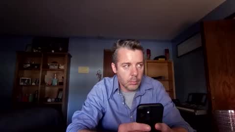 Snapshot of chrisw8121 chatting on March 11, 6:25 pm chrisw8121 online show from March 11, 6:25 pm