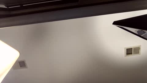 Snapshot of chrisw8121 chatting on March 16, 5:44 am chrisw8121 online show from March 16, 5:44 am