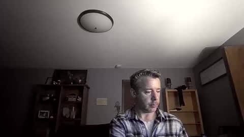 Snapshot of chrisw8121 chatting on March 17, 5:55 am chrisw8121 online show from March 17, 5:55 am