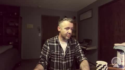 Snapshot of chrisw8121 chatting on March 25, 1:00 am chrisw8121 online show from March 25, 1:00 am