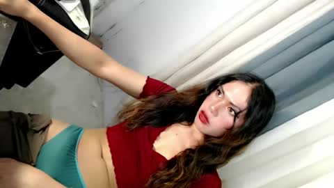 Snapshot of chritine_sensation chatting on August 2, 7:56 pm Christine online show from August 2, 7:56 pm