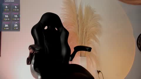 Snapshot of chrizmacgregor chatting on October 7, 11:46 pm chrizmacgregor online show from October 7, 11:46 pm