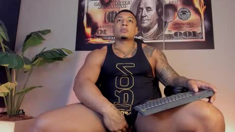 Snapshot of chrizmacgregor chatting on March 2, 11:33 pm chrizmacgregor online show from March 2, 11:33 pm