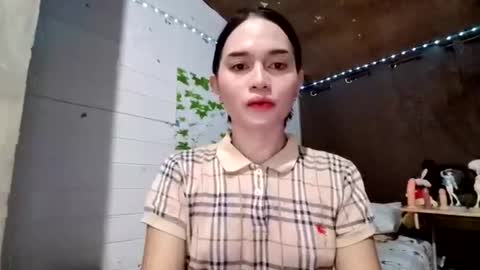 Ur Suraya22 online show from January 18, 2:54 pm