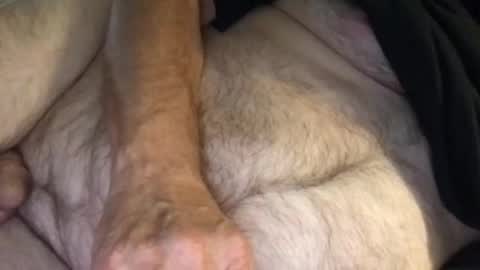 Snapshot of chubbeebear chatting on October 3, 5:37 am lOOking4me online show from October 3, 5:37 am