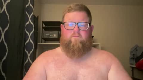 Snapshot of chubbsguy92 chatting on June 5, 2:40 am chubbsguy92 online show from June 5, 2:40 am