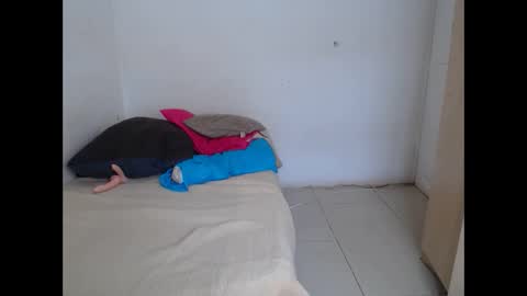 Snapshot of chubbybellax chatting on February 24, 10:24 am chubbybellax online show from February 24, 10:24 am