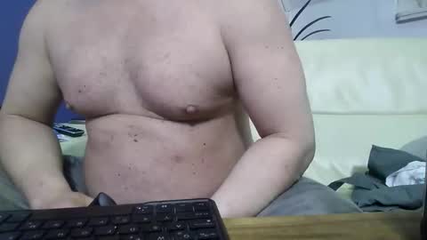Snapshot of chubbybelly80 chatting on September 29, 2:27 am Corviglia online show from September 29, 2:27 am