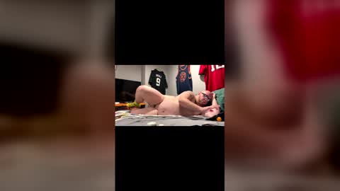 chubbybottom690 online show from December 17, 5:13 am