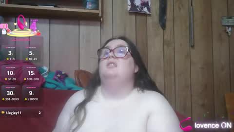 Snapshot of chubbydevil22 chatting on March 24, 7:41 pm kenli online show from March 24, 7:41 pm