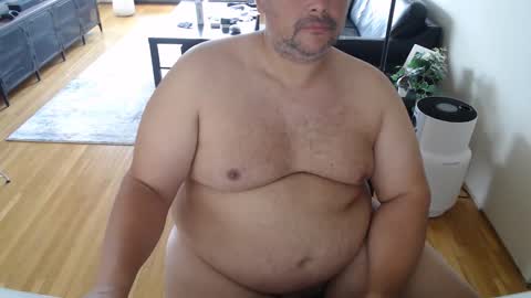 Snapshot of chubbyvix chatting on June 8, 2:34 am AstorYvr online show from June 8, 2:34 am