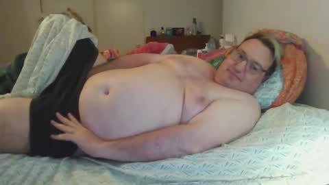 Snapshot of chubbywren chatting on March 30, 5:19 am Wren online show from March 30, 5:19 am