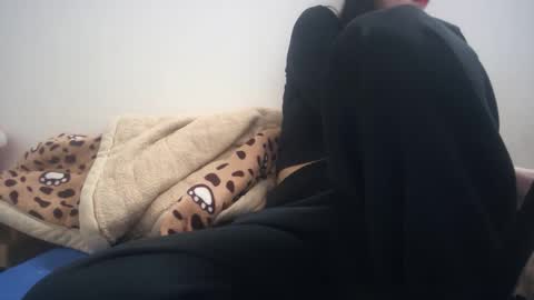 Snapshot of chuppyrose chatting on March 19, 1:26 pm chuppyrose online show from March 19, 1:26 pm