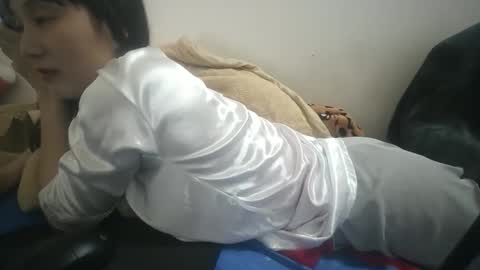 Snapshot of chuppyrose chatting on March 21, 8:19 am chuppyrose online show from March 21, 8:19 am