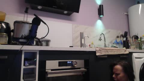 Snapshot of chwerry_b0 chatting on May 1, 9:41 pm Jessica online show from May 1, 9:41 pm