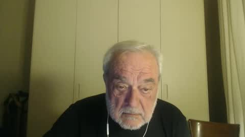 ciaoamoremio4 online show from March 2, 1:58 am