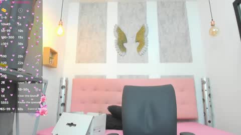Snapshot of ciara_connor chatting on March 24, 4:17 am ... ... online show from March 24, 4:17 am