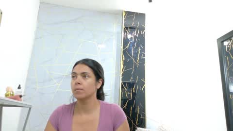 Snapshot of ciara_connor chatting on June 2, 4:03 am ... ... online show from June 2, 4:03 am