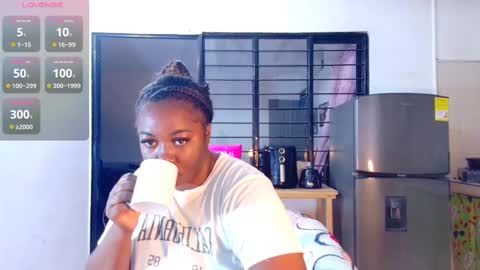 ciaraebonyxxx online show from February 14, 8:21 am