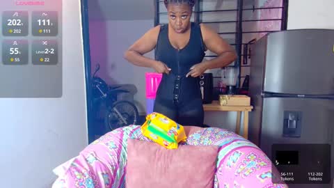 ciaraebonyxxx online show from October 25, 1:24 am