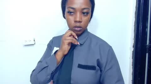 Snapshot of ciaraebonyxxx chatting on July 18, 11:58 am ciaraebonyxxx online show from July 18, 11:58 am